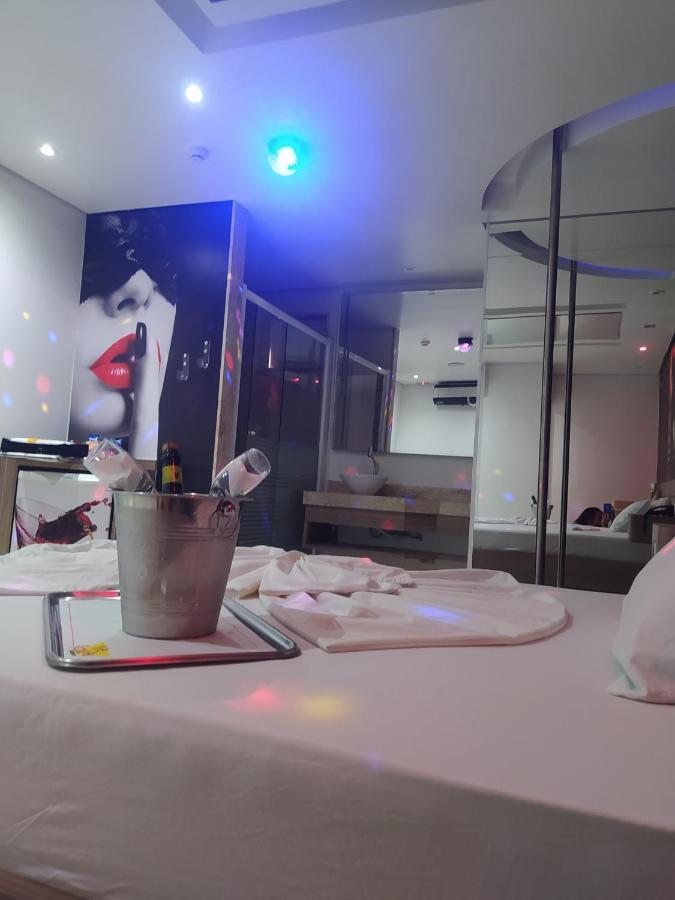 ריבייראו פרטו Motel La Folia מראה חיצוני תמונה
